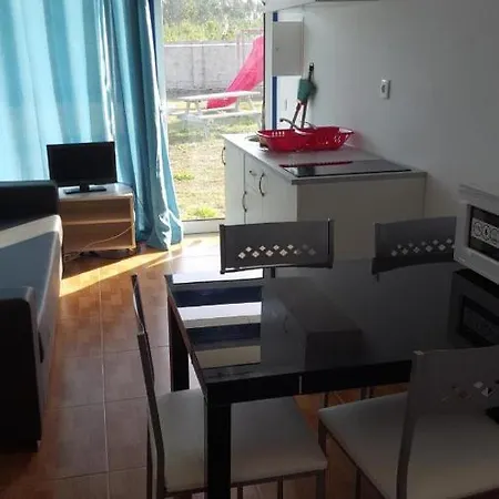 Quinta Do Valao - Two Bedroom Apartment Marinha Grande